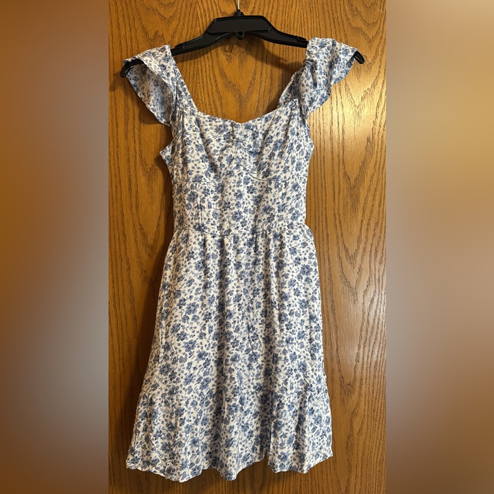 Hollister Floral Blue Dress Size XXS - pockets - built in shorts - worn once
